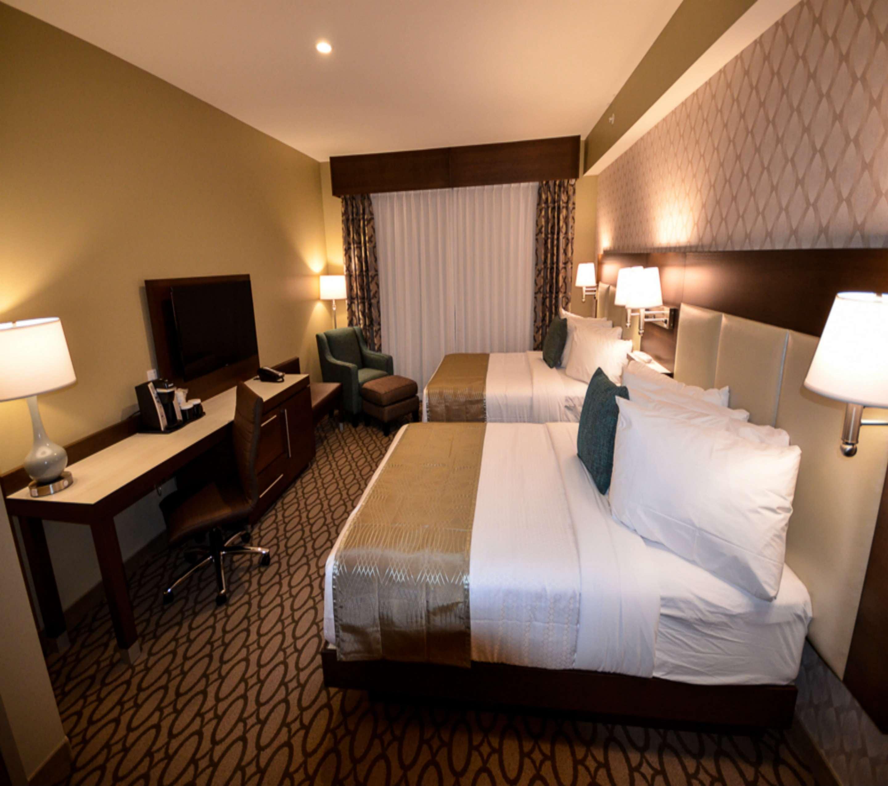 Best Western Plus St. John'S Airport Hotel And Suites Dış mekan fotoğraf
