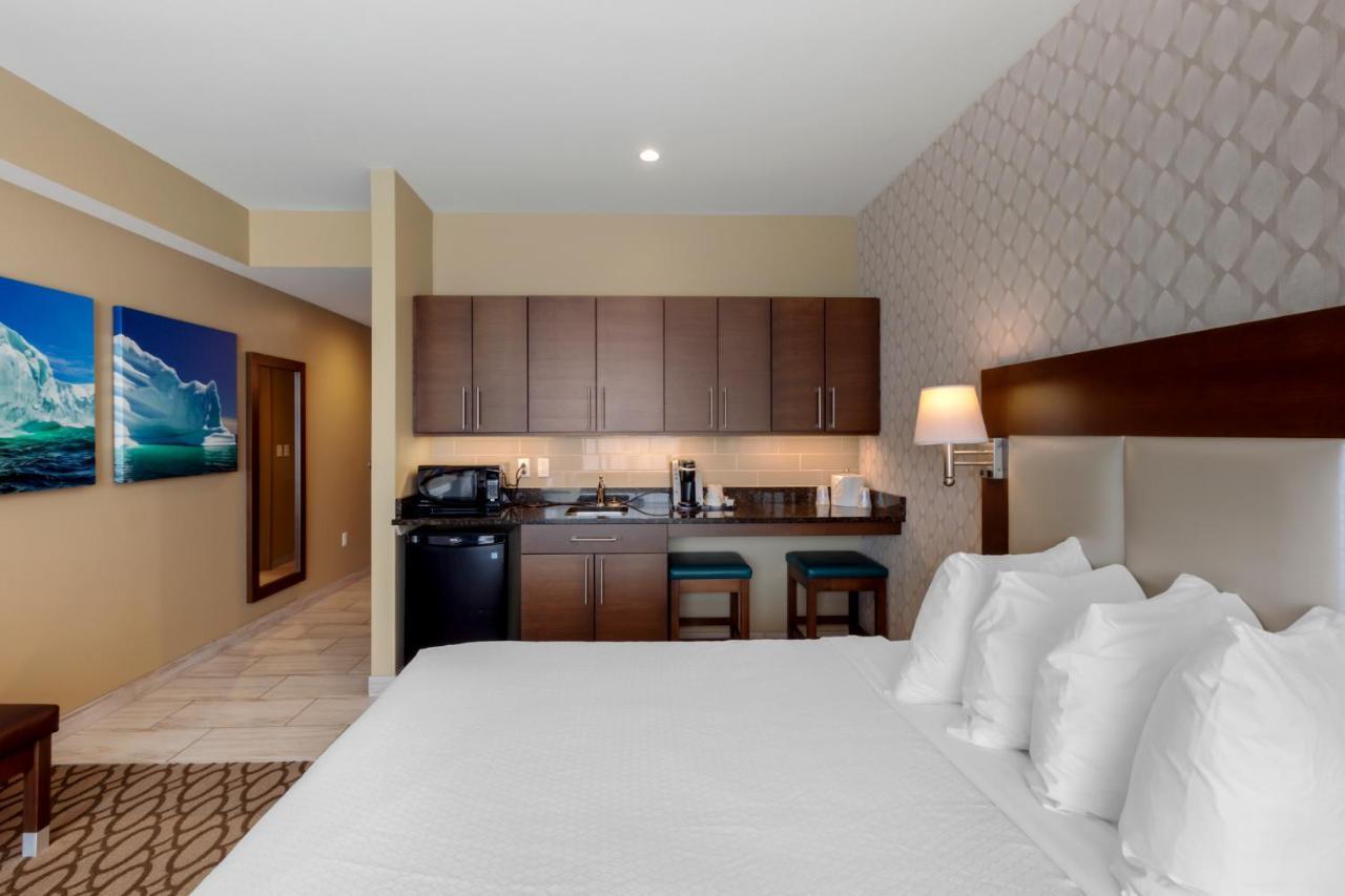 Best Western Plus St. John'S Airport Hotel And Suites Dış mekan fotoğraf
