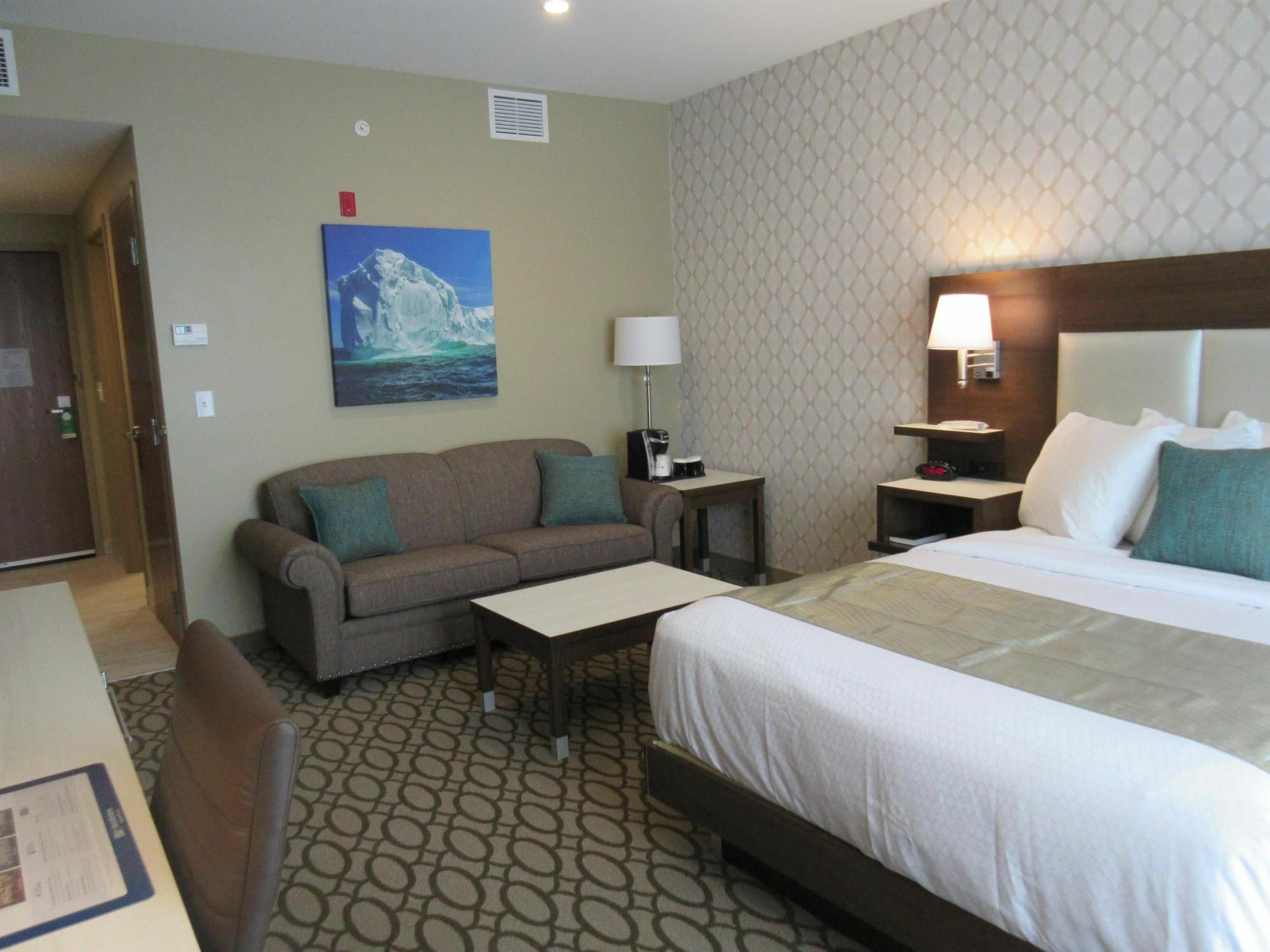Best Western Plus St. John'S Airport Hotel And Suites Dış mekan fotoğraf